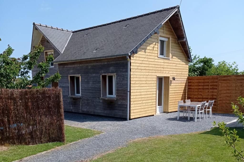 Gite La Hulotte Saint-Laurent-sur-Mer Exterior photo